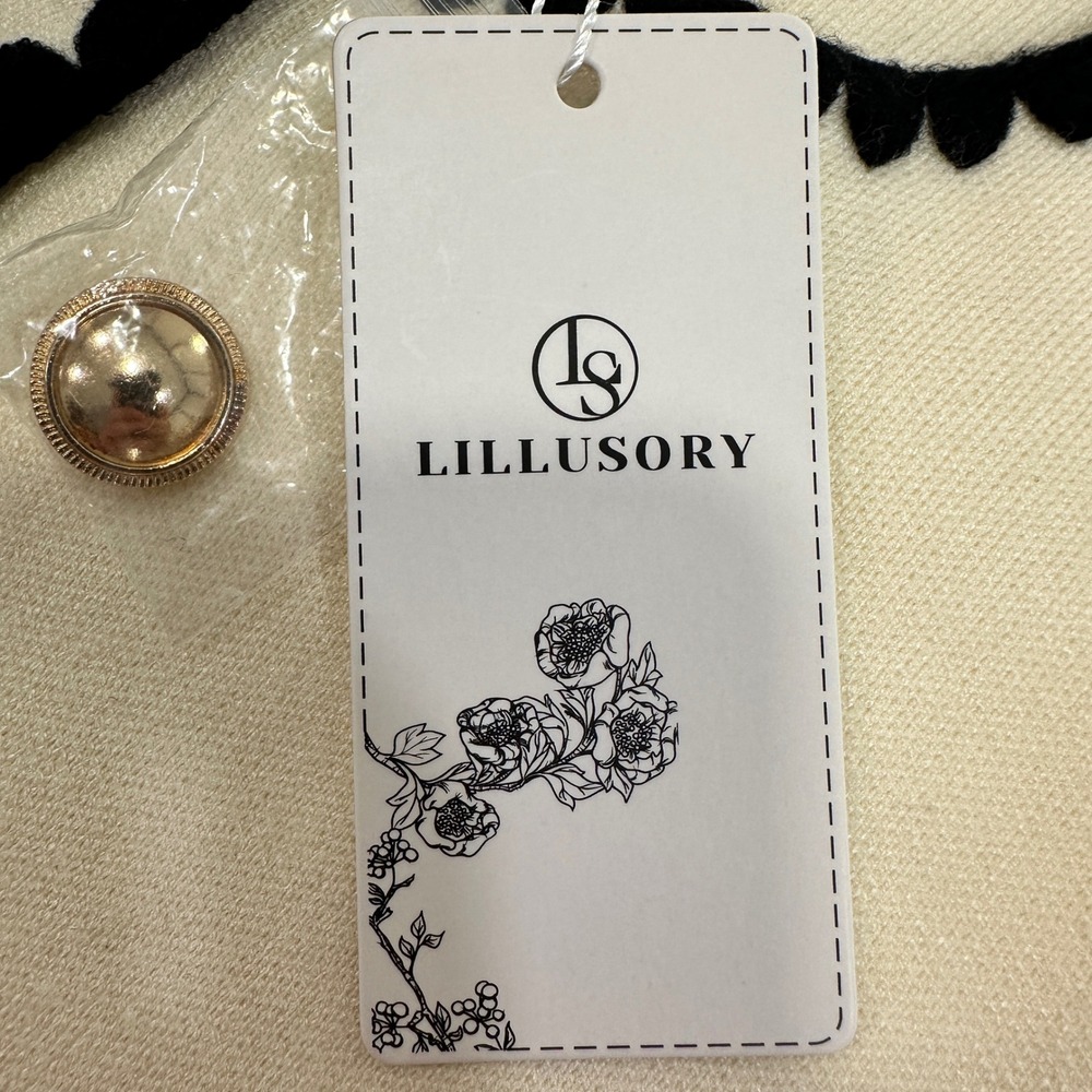 LILLUSORY Scalloped Trim Knit Cardigan Women M Cream Gold Button Core/Old Money - Picture 5 of 7